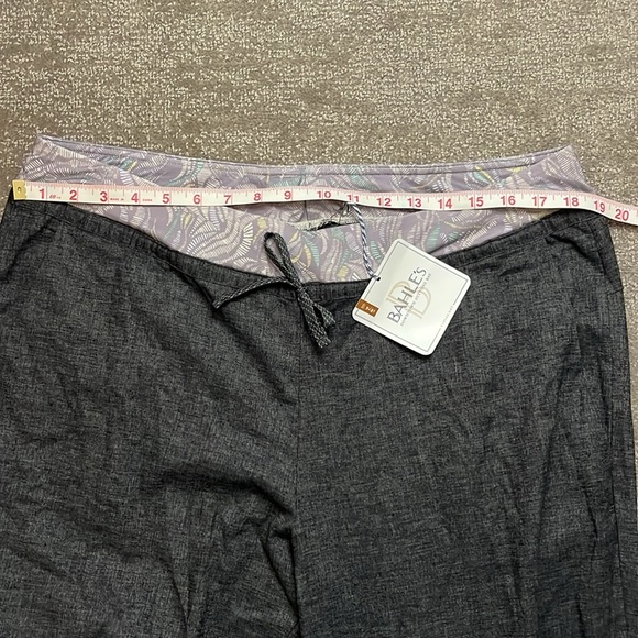 NWT Patagonia Women’s Nampi Rock Black Pant Size XL - Picture 2 of 12